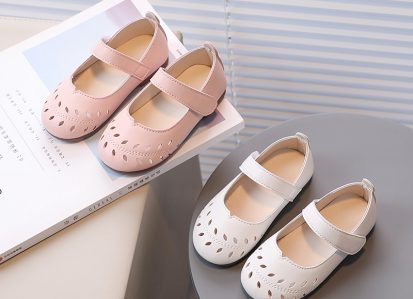 irls' shoes Princess shoes Square mouth shoes Spring and Autumn New Children's Soft Sole Versatile Single Shoes Little Girls' Early Autumn Fashionable Leather Shoes Hollow Boat Shoes
